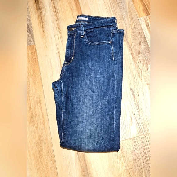 Levi's 721, partially distressed - Picture 2 of 7